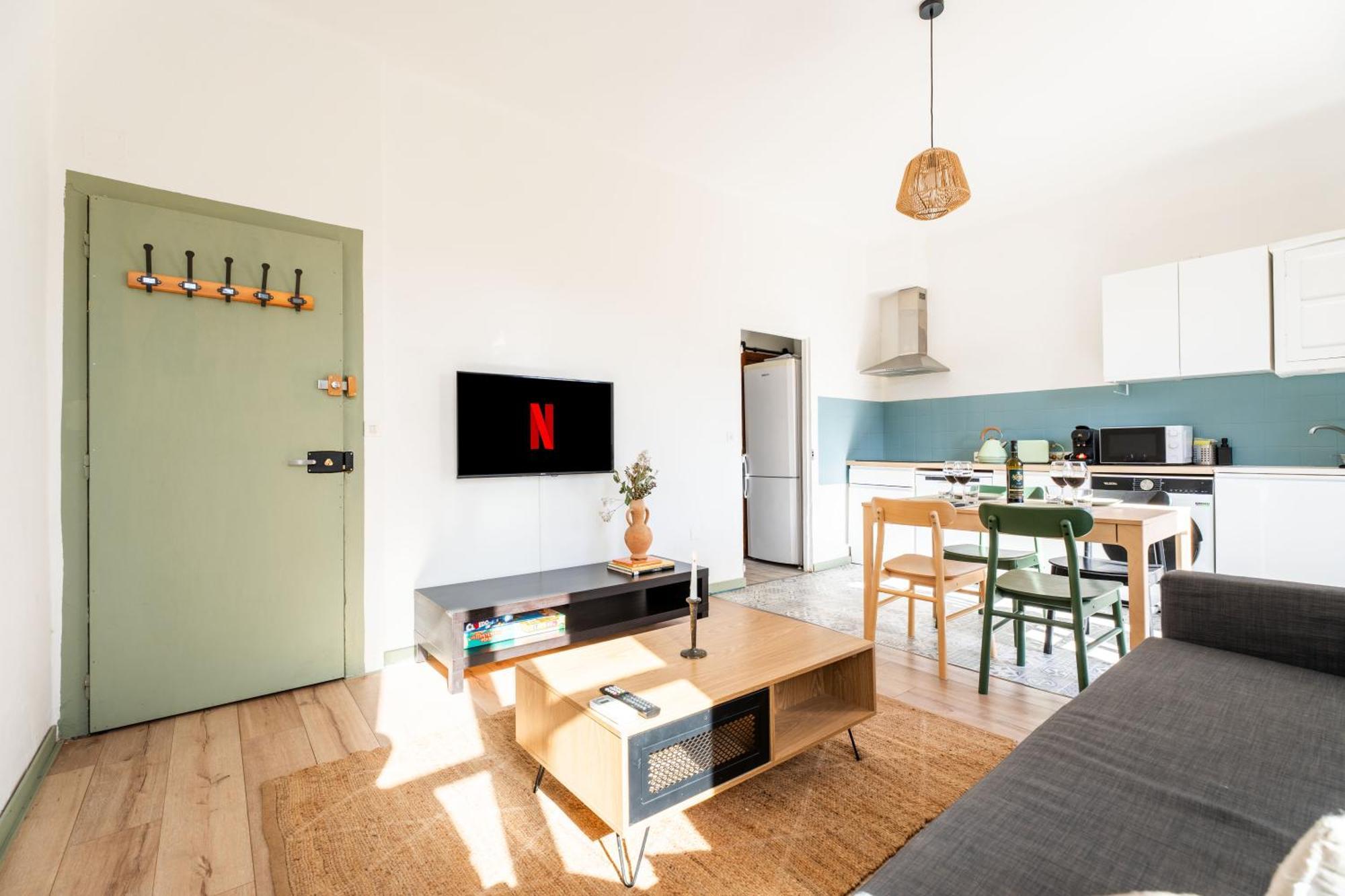 Grand Appartement Familiale - Camargue Salin-de-Giraud Exterior photo